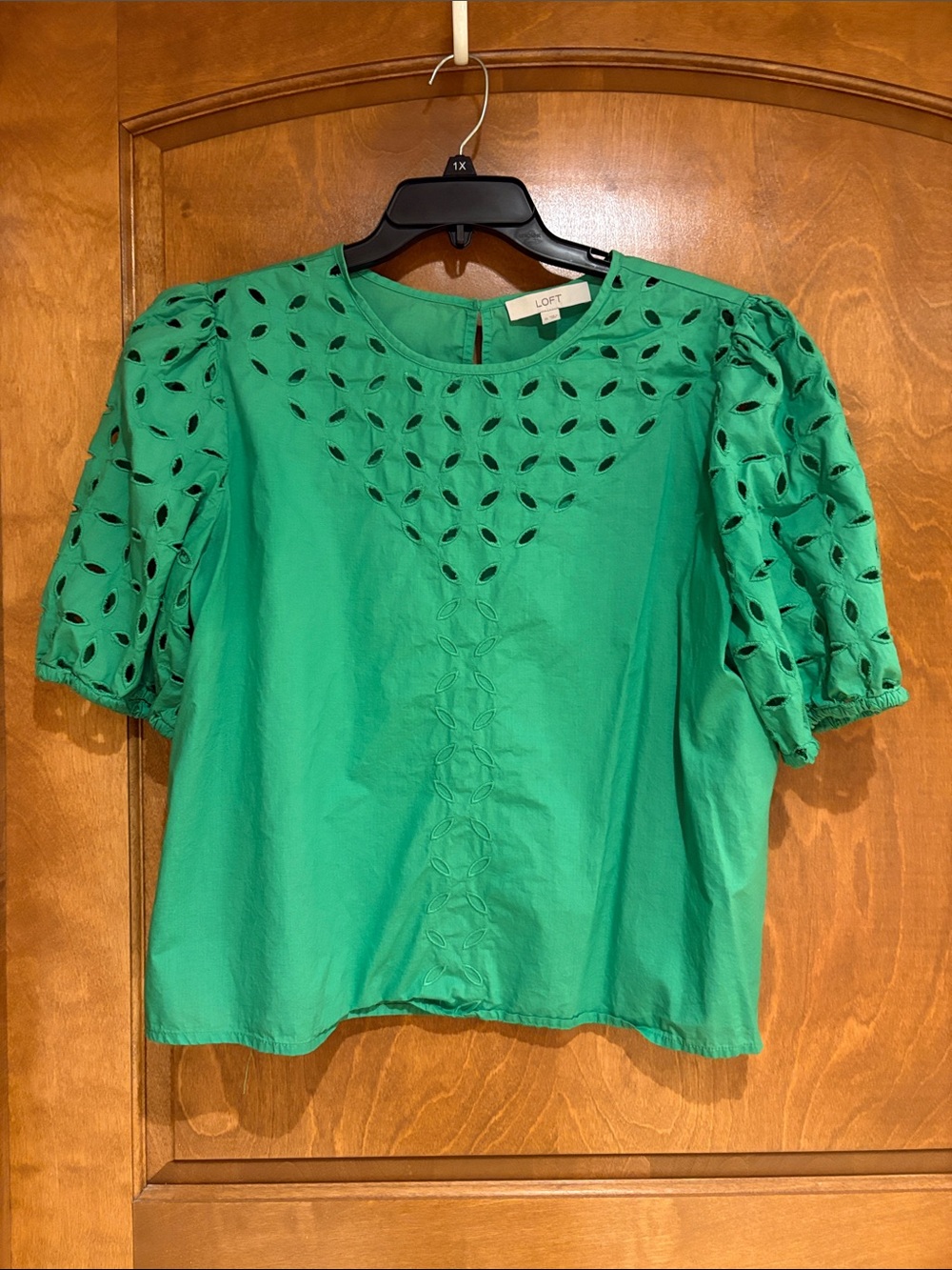 LOFT Emerald Eyelet Puff Sleeve Blouse
